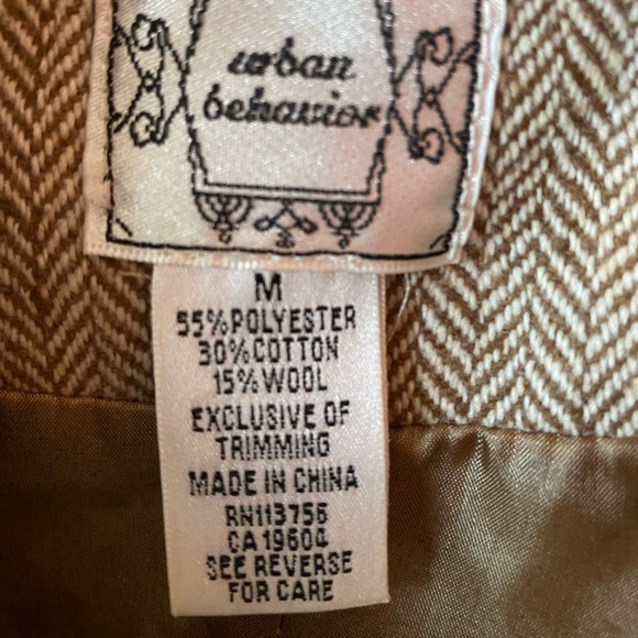 NWOT Urban Behavior Short Sleeve Cotton & Wool 2 Button Blazer - Picture 4 of 5